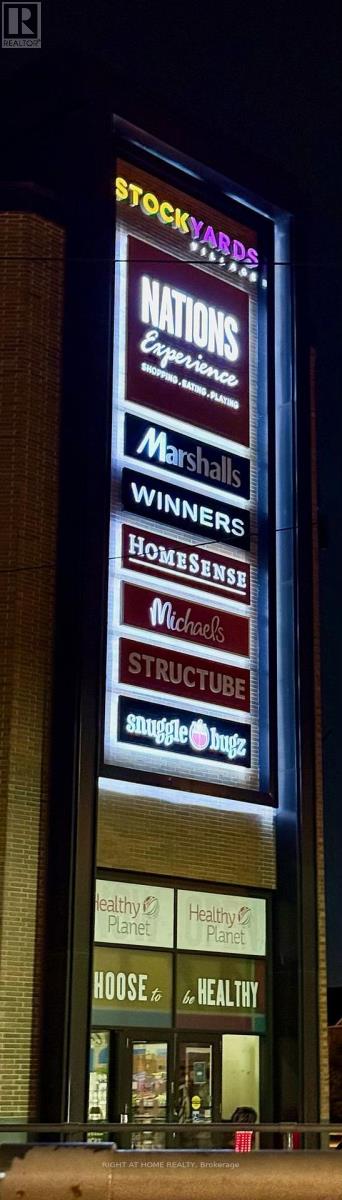 154 Edinborough Court, Toronto, Ontario  M6N 2E8 - Photo 28 - W12373115