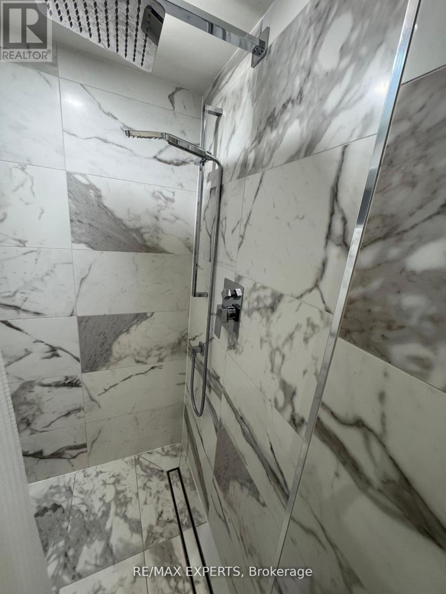 Lower - 114 Trowell Avenue, Toronto, Ontario  M6M 1L7 - Photo 22 - W12583870