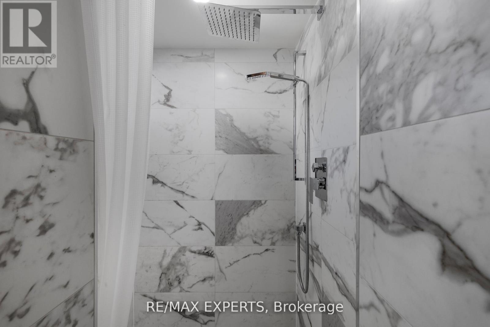 Lower - 114 Trowell Avenue, Toronto, Ontario  M6M 1L7 - Photo 23 - W12583870