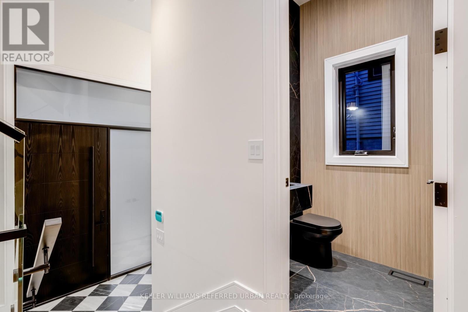 33 Twelfth Street, Toronto, Ontario M8V 3G8 - Photo 5 - W12583874