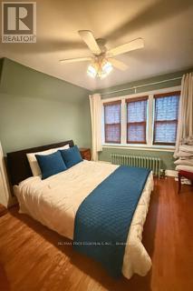 40 Warren Crescent, Toronto, Ontario  M6S 4S2 - Photo 10 - W12583882