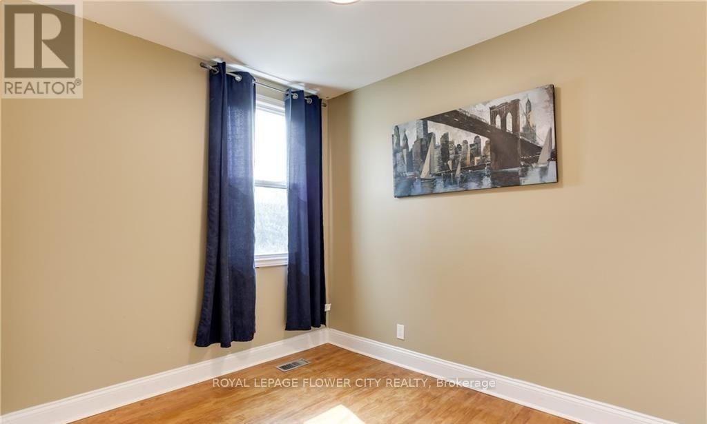 50 Emery Street W, London South, Ontario  N6J 1R6 - Photo 14 - X12583854