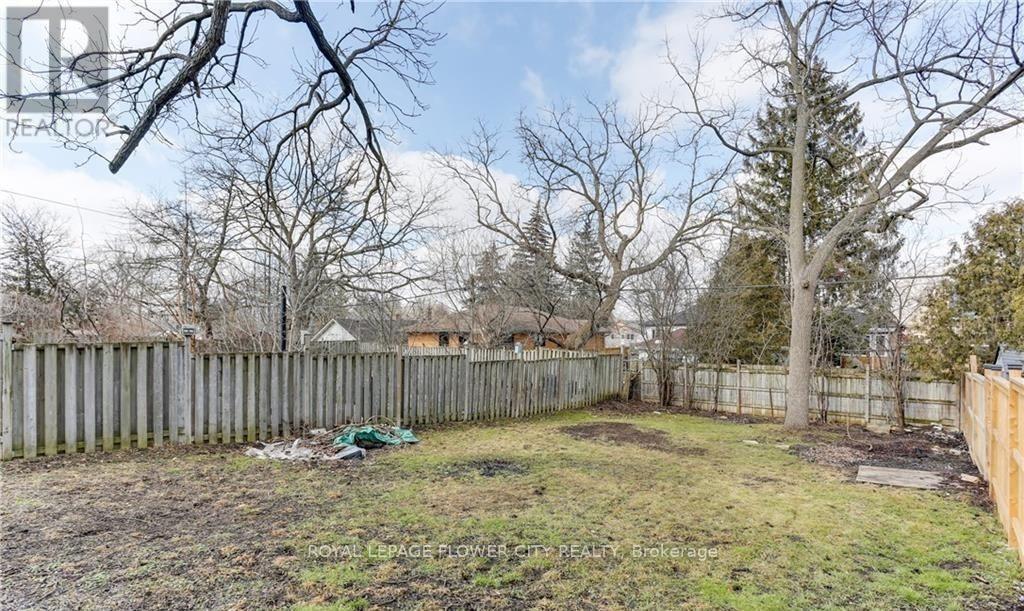 50 Emery Street W, London South, Ontario  N6J 1R6 - Photo 3 - X12583854