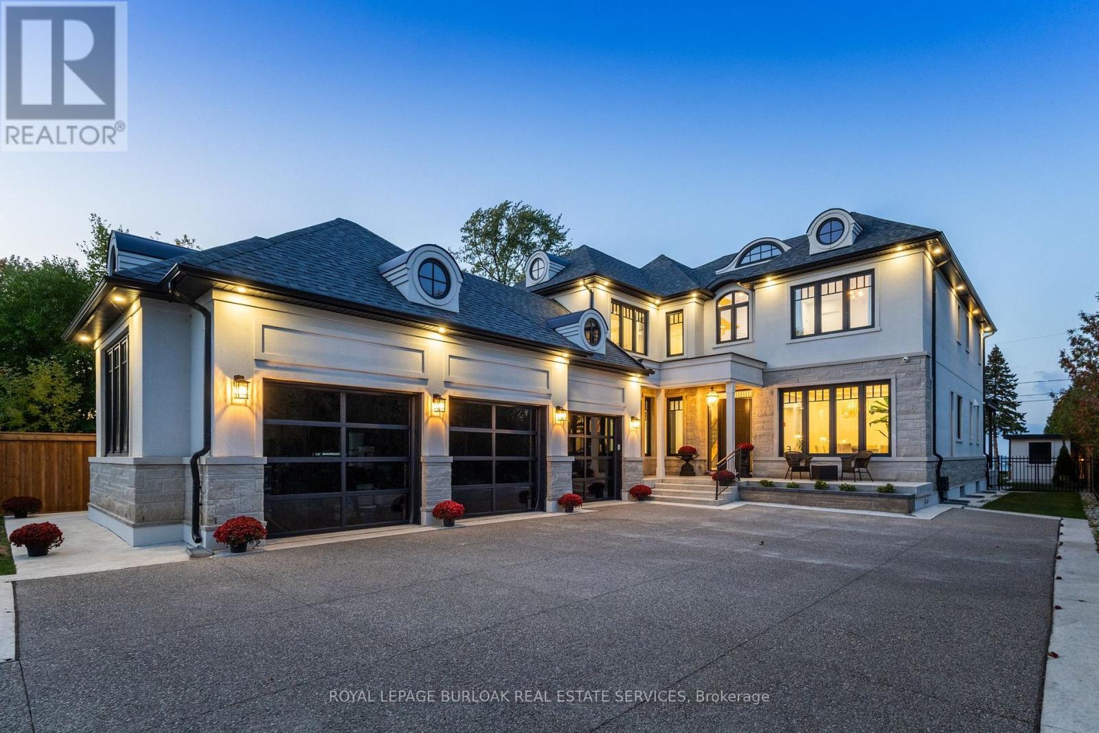 7 CAMPVIEW ROAD, Hamilton, Ontario