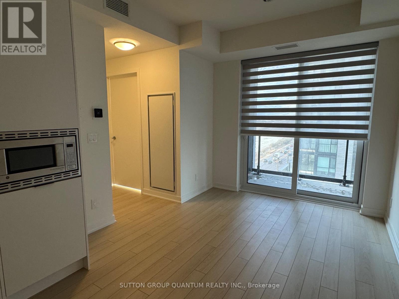 1010 - 3071 Trafalgar Road, Oakville, Ontario L6H 8C6 - Photo 8 - W12531514