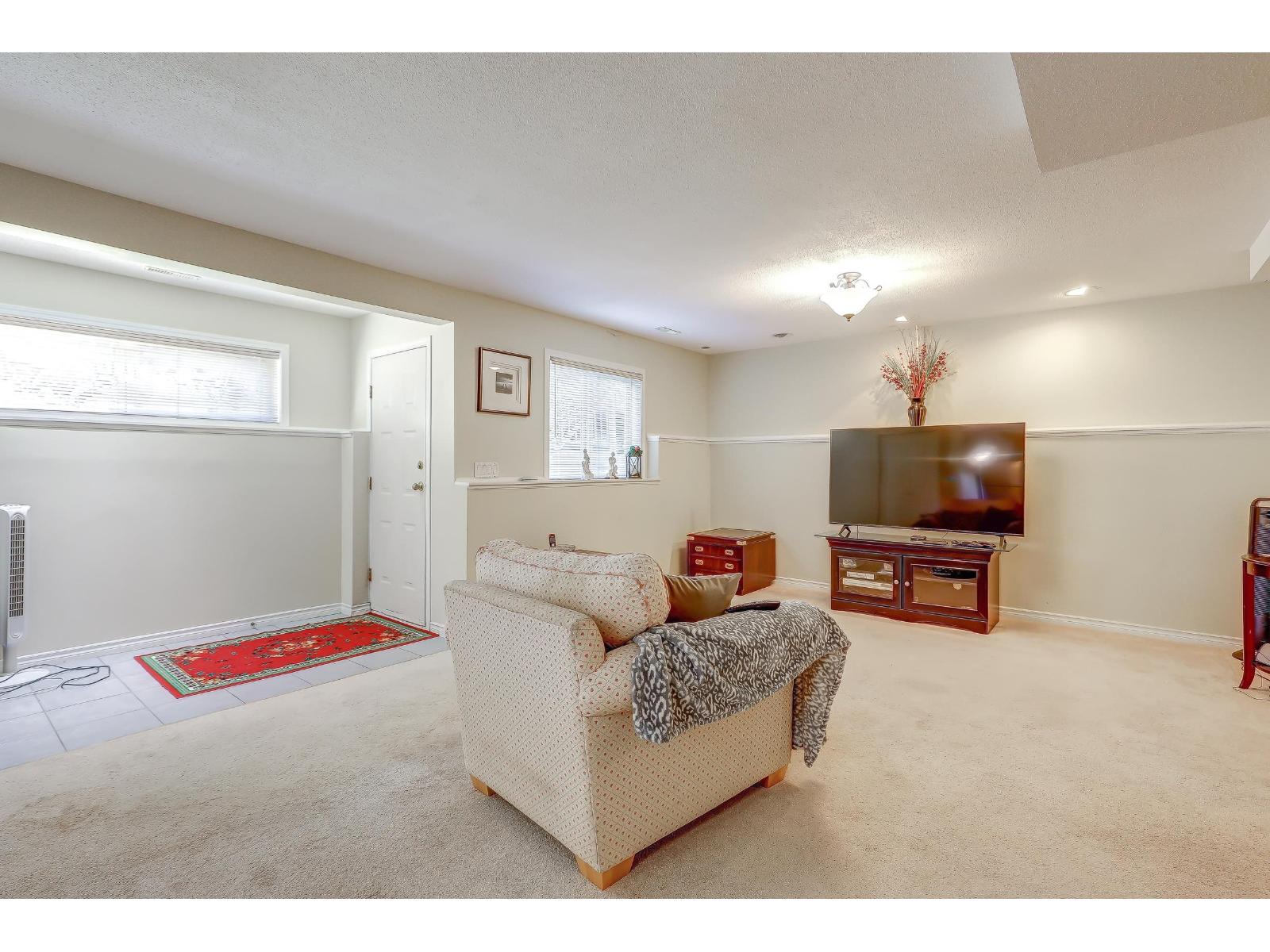 16932 60a Avenue, Surrey, British Columbia  V3S 8X5 - Photo 36 - R3058079