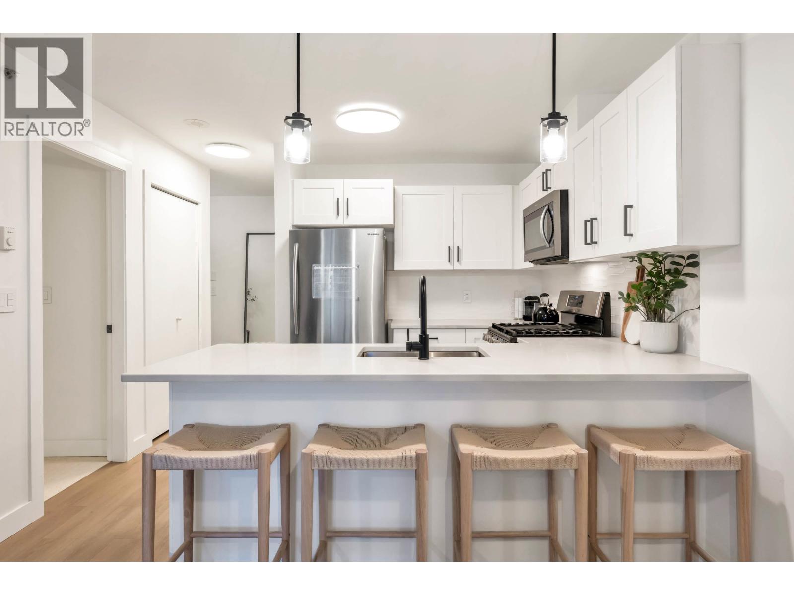 2201 2133 Douglas Road, Burnaby, British Columbia  V5C 0E9 - Photo 12 - R3070793