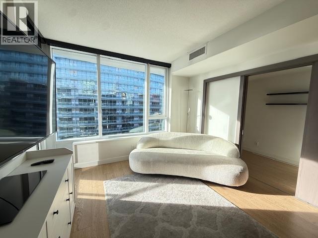 68 Smithe Street, Vancouver, British Columbia  V6B 0P3 - Photo 3 - R3070792