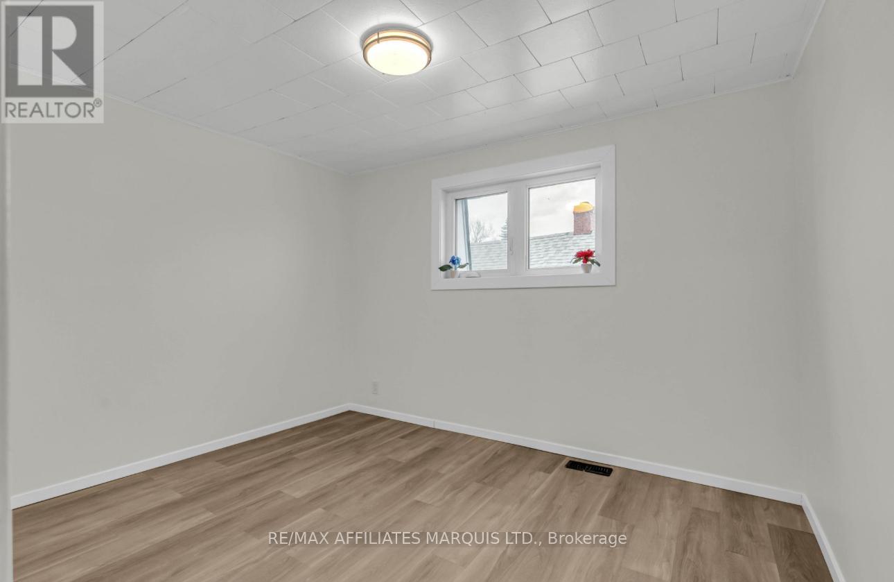 413 Cumberland Street, Cornwall, Ontario  K6J 4J2 - Photo 20 - X12546282