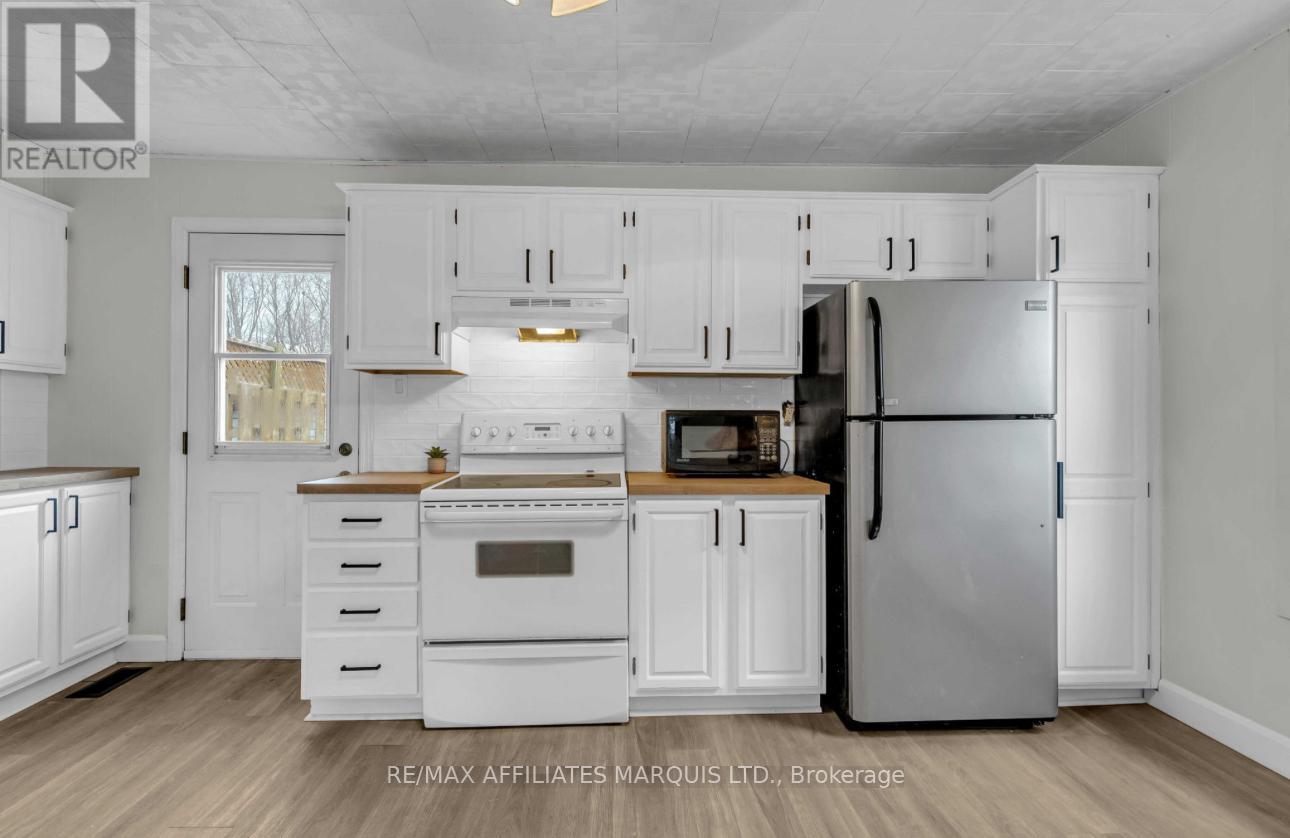 413 Cumberland Street, Cornwall, Ontario  K6J 4J2 - Photo 14 - X12546282