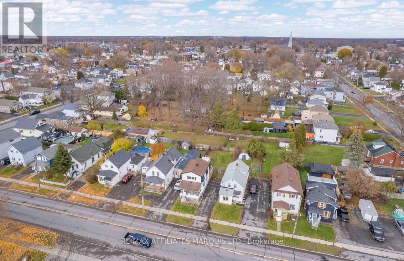 413 Cumberland Street, Cornwall, Ontario  K6J 4J2 - Photo 30 - X12546282