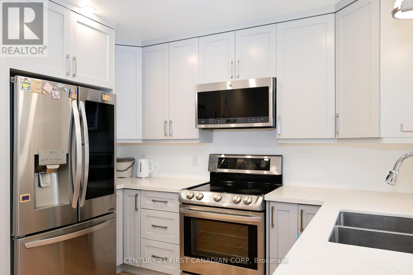 70 - 70 Chapman Court, London North, Ontario N6G 4Z4 - Photo 8 - X12583424