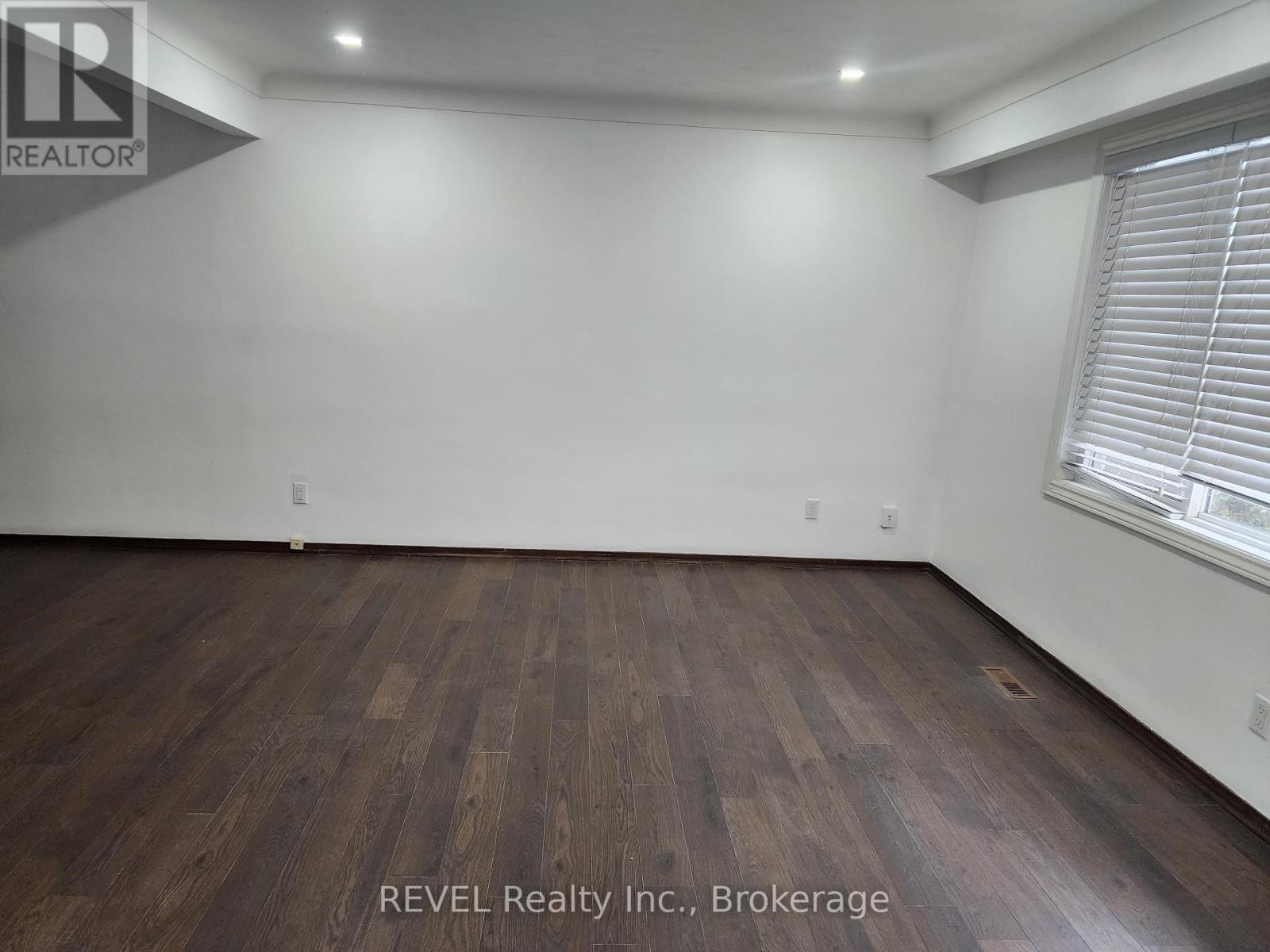 747 Parkdale Avenue E, Fort Erie, Ontario  L2A 5B7 - Photo 13 - X12549782