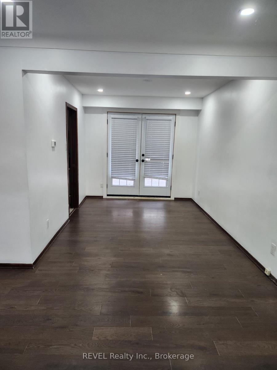 747 Parkdale Avenue E, Fort Erie, Ontario  L2A 5B7 - Photo 14 - X12549782