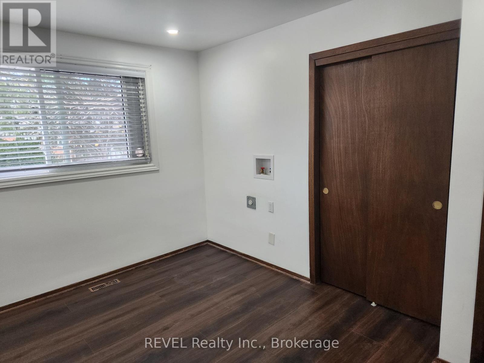 747 Parkdale Avenue E, Fort Erie, Ontario  L2A 5B7 - Photo 28 - X12549782