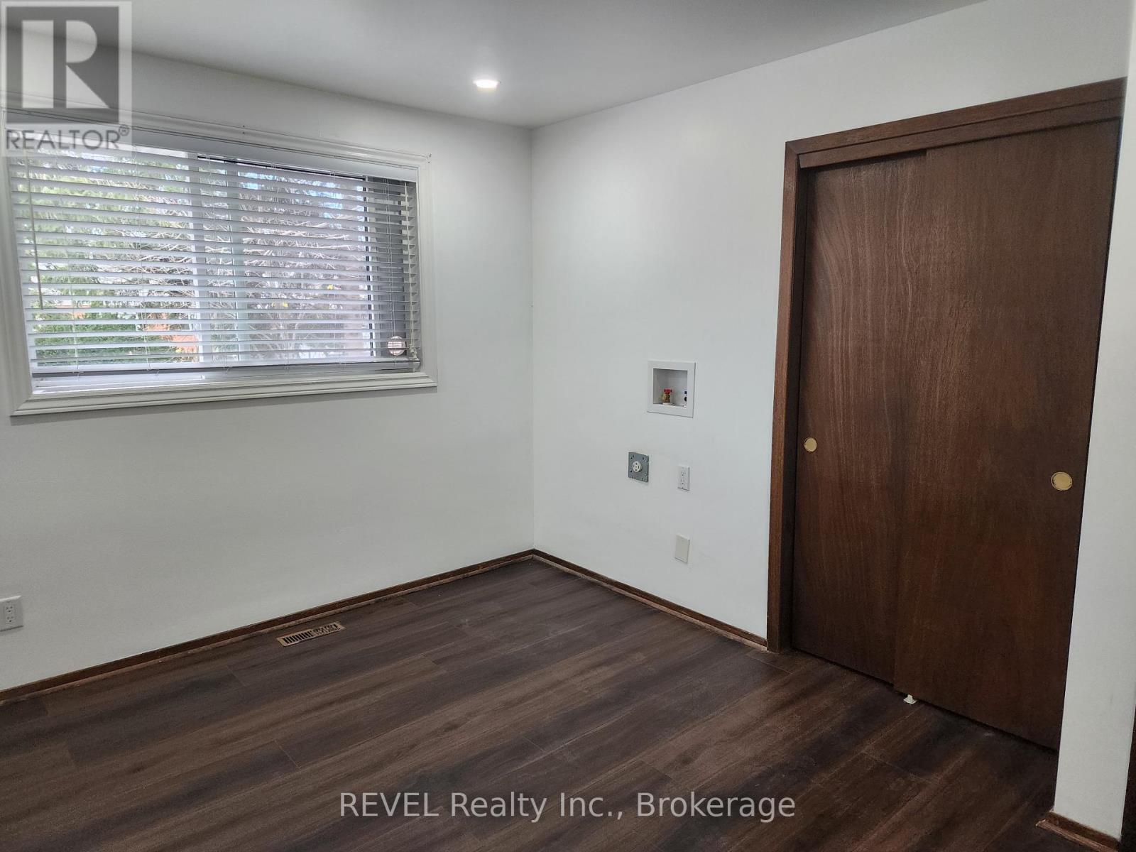 747 Parkdale Avenue E, Fort Erie, Ontario  L2A 5B7 - Photo 30 - X12549782