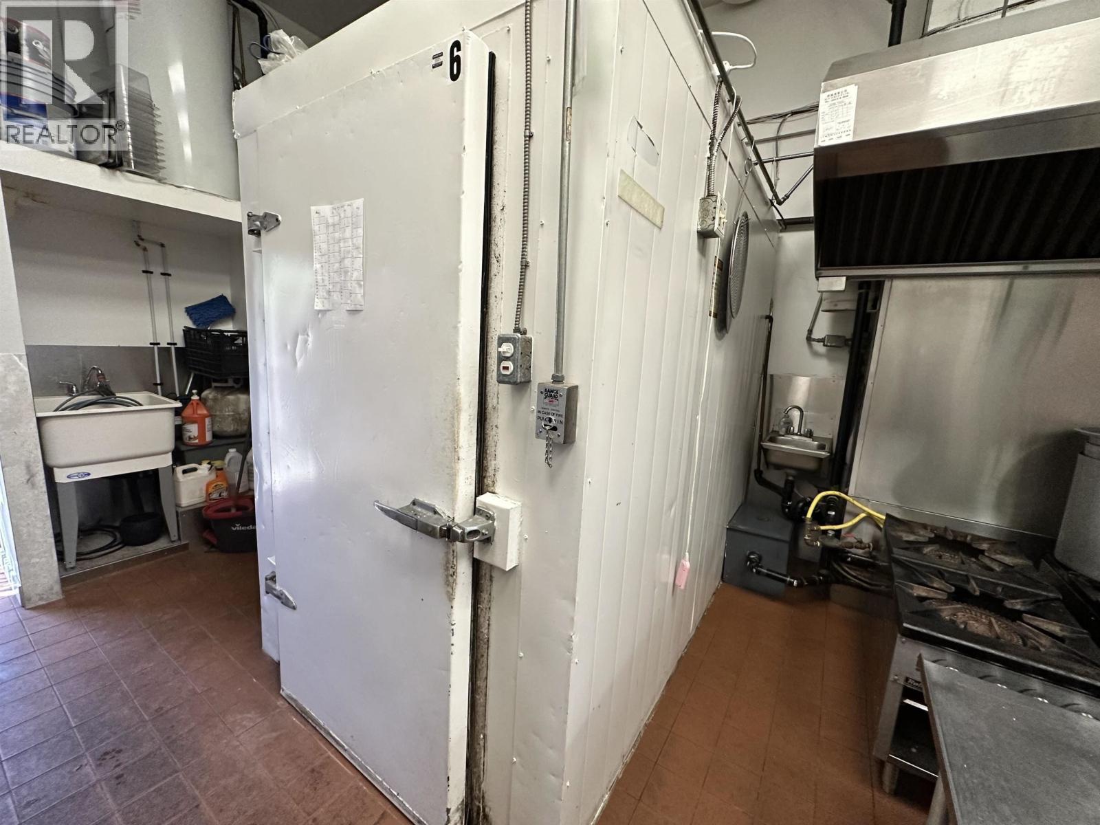 8335 Oak Street, Vancouver, British Columbia  V6P 4A9 - Photo 13 - C8074156