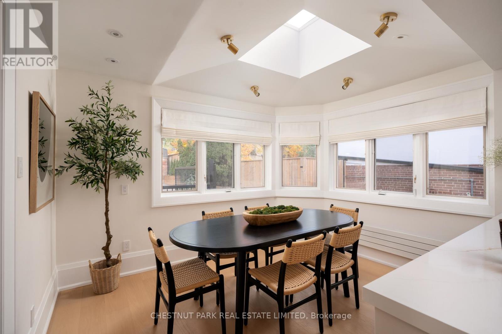 35 Weybourne Crescent, Toronto, Ontario M4N 2R4 - Photo 14 - C12581708