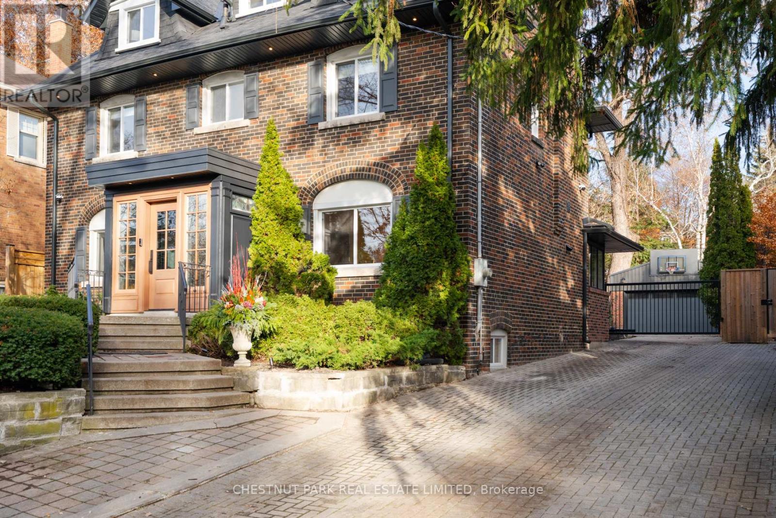 35 Weybourne Crescent, Toronto, Ontario M4N 2R4 - Photo 48 - C12581708