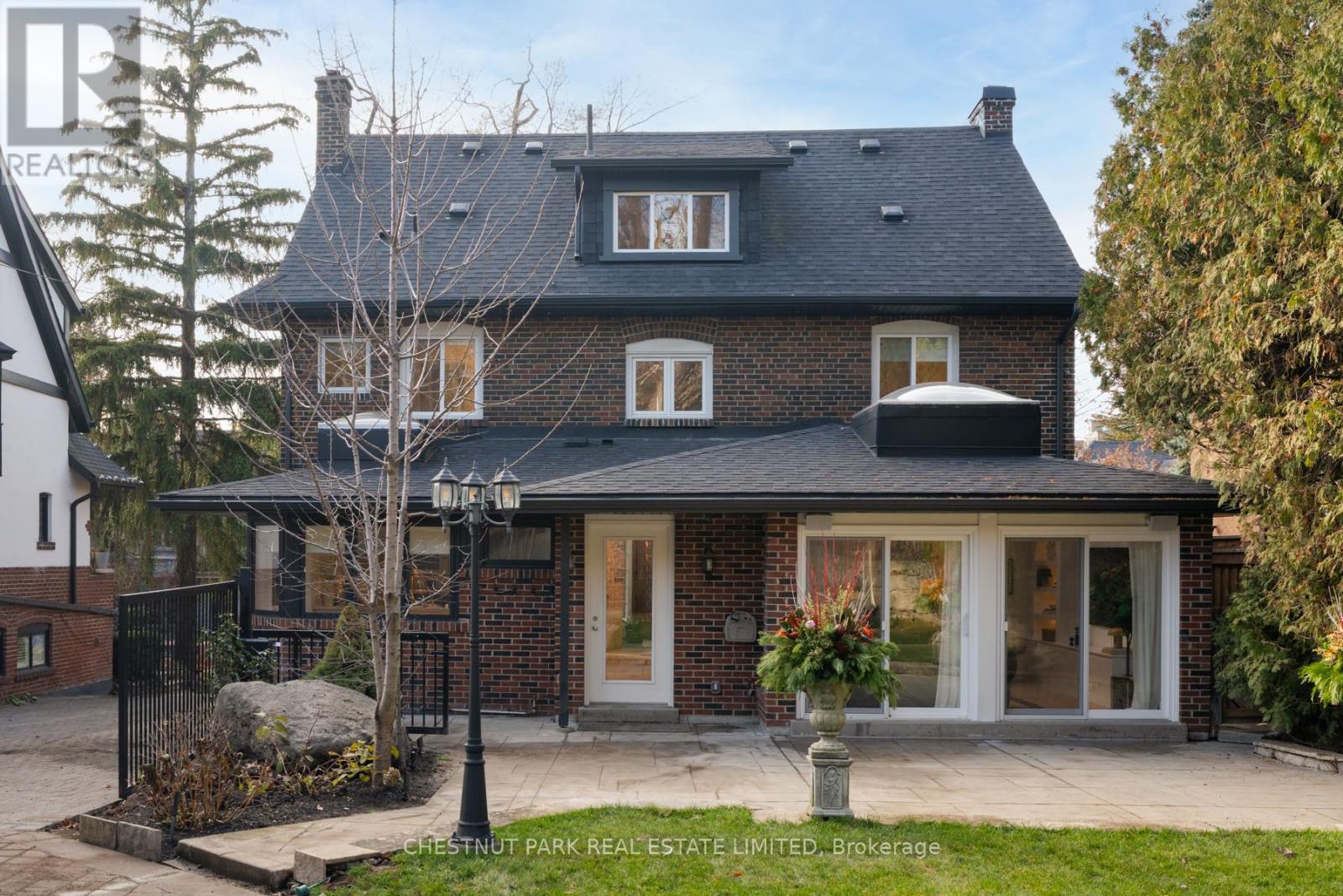 35 Weybourne Crescent, Toronto, Ontario M4N 2R4 - Photo 49 - C12581708