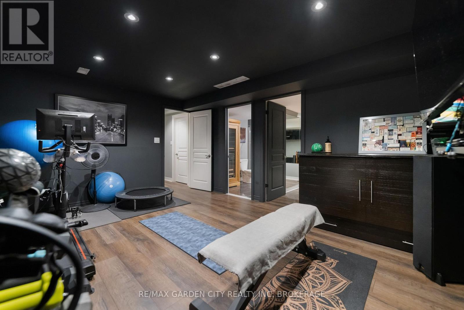 6456 Armelina Crescent, Niagara Falls, Ontario  L2H 0B4 - Photo 28 - X12325150