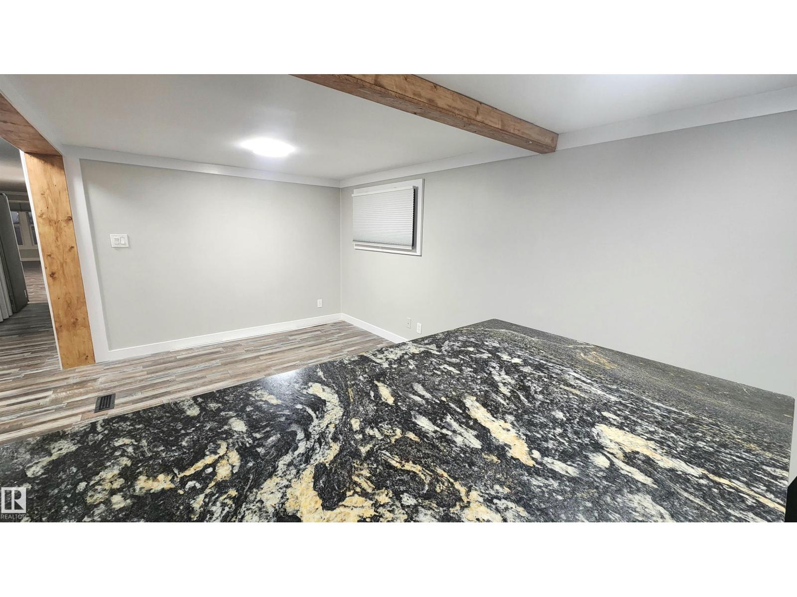 90 Rim Rd Nw Nw, Edmonton, Alberta  T6P 1C5 - Photo 10 - E4466919