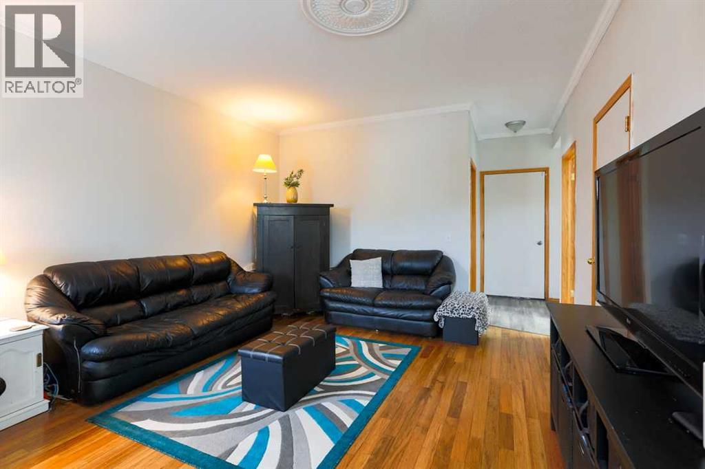 1118 Maple Avenue, Crossfield, Alberta  T0M 0S0 - Photo 12 - A2256547