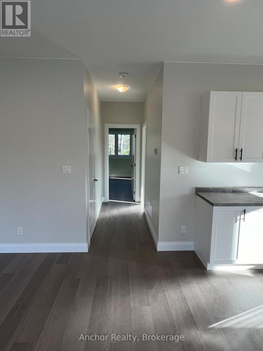 B - 615 Wagner Street, Gravenhurst, Ontario  P1P 1E1 - Photo 13 - X12583972