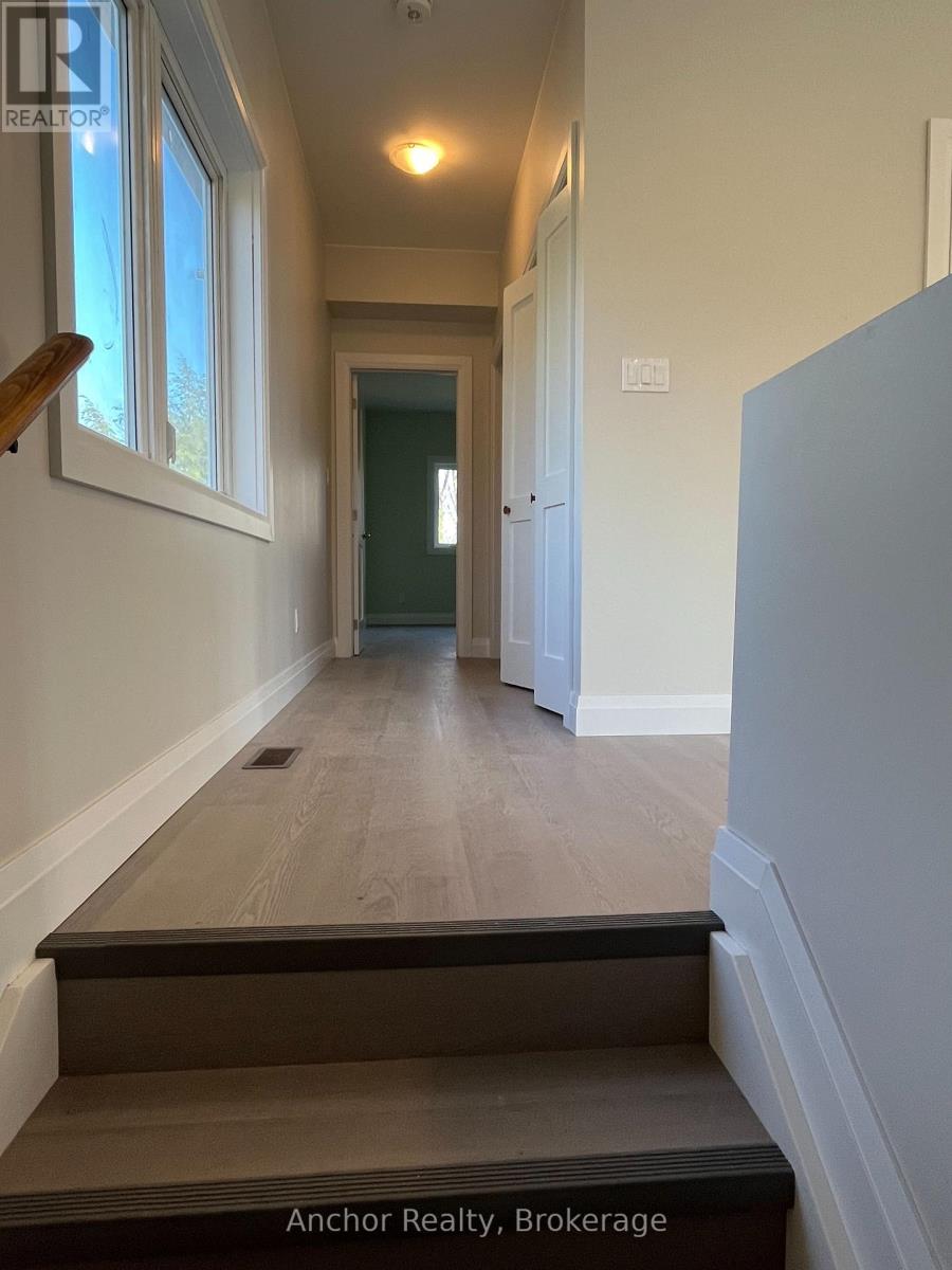 B - 615 Wagner Street, Gravenhurst, Ontario  P1P 1E1 - Photo 17 - X12583972