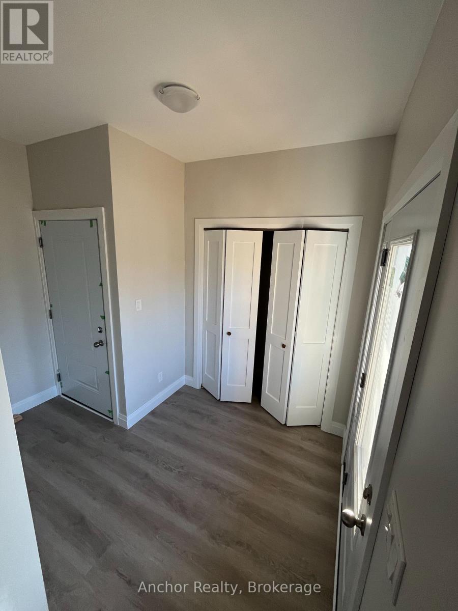 B - 615 Wagner Street, Gravenhurst, Ontario  P1P 1E1 - Photo 19 - X12583972