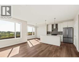 163 Belvedere Crescent Belvedere