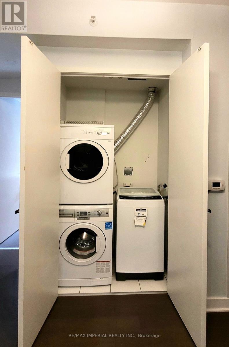 907 - 15 Grenville Street, Toronto, Ontario  M4Y 1A1 - Photo 10 - C12583958