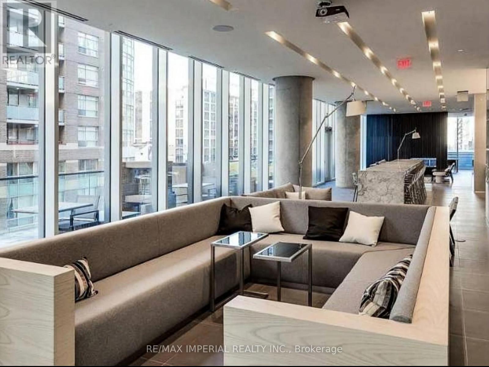 907 - 15 Grenville Street, Toronto, Ontario  M4Y 1A1 - Photo 21 - C12583958