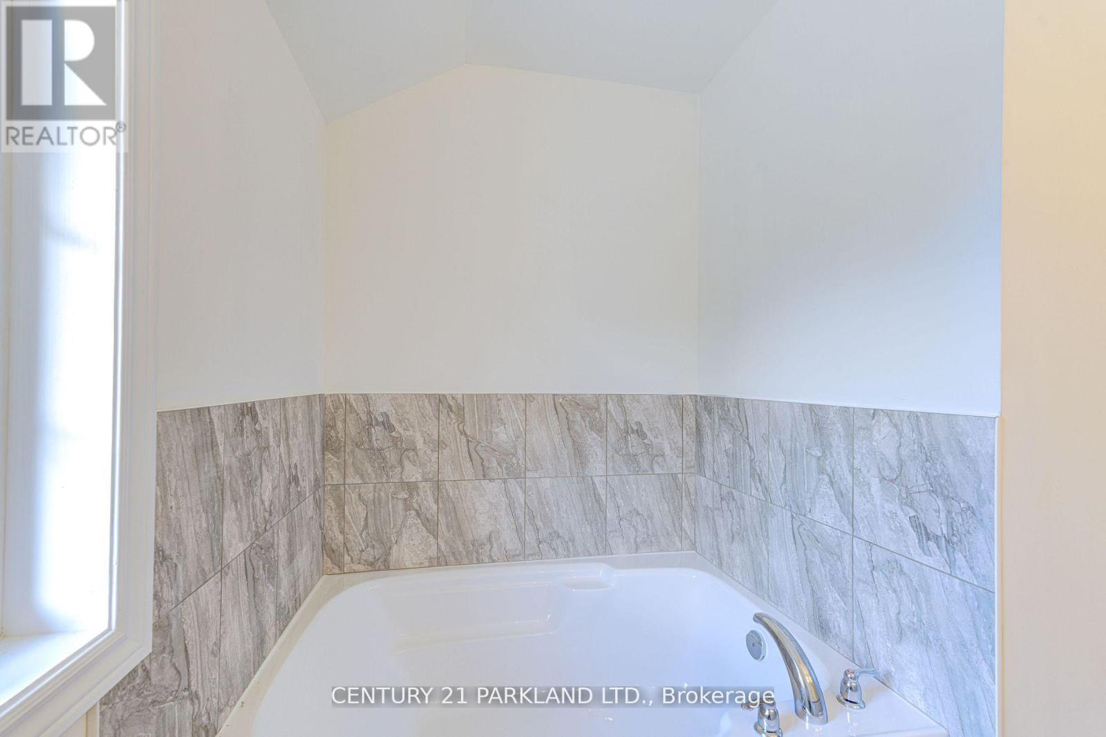 Potl #9 - 1741 Fairport Road, Pickering, Ontario L1V 1S9 - Photo 13 - E12583926