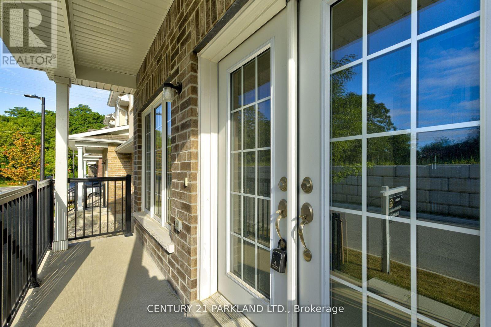 Potl #9 - 1741 Fairport Road, Pickering, Ontario L1V 1S9 - Photo 2 - E12583926