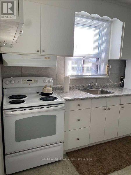 62 Falmouth Avenue, Toronto, Ontario M1K 4M8 - Photo 9 - E12583950