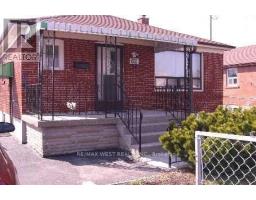 62 FALMOUTH AVENUE, Toronto, Ontario