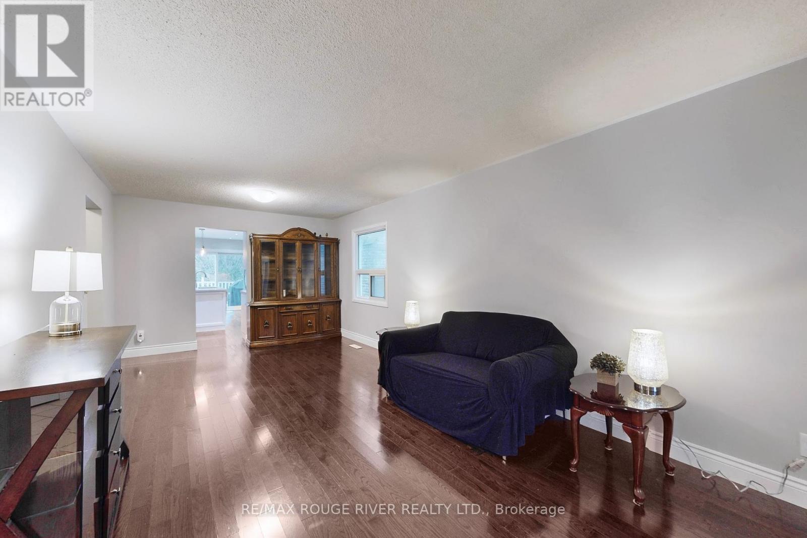 53 Greybeaver Trail, Toronto, Ontario M1C 2X4 - Photo 7 - E12583964