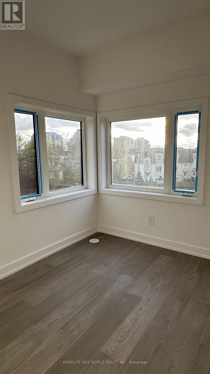 17 Carl Hill Lane, Richmond Hill, Ontario  L4C 7A6 - Photo 9 - N12582120