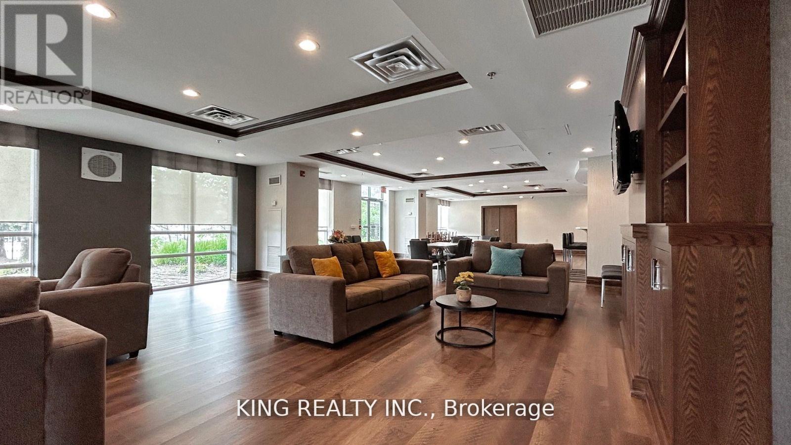 901 - 23 Oneida Crescent, Richmond Hill, Ontario L4B 0A2 - Photo 6 - N12583920