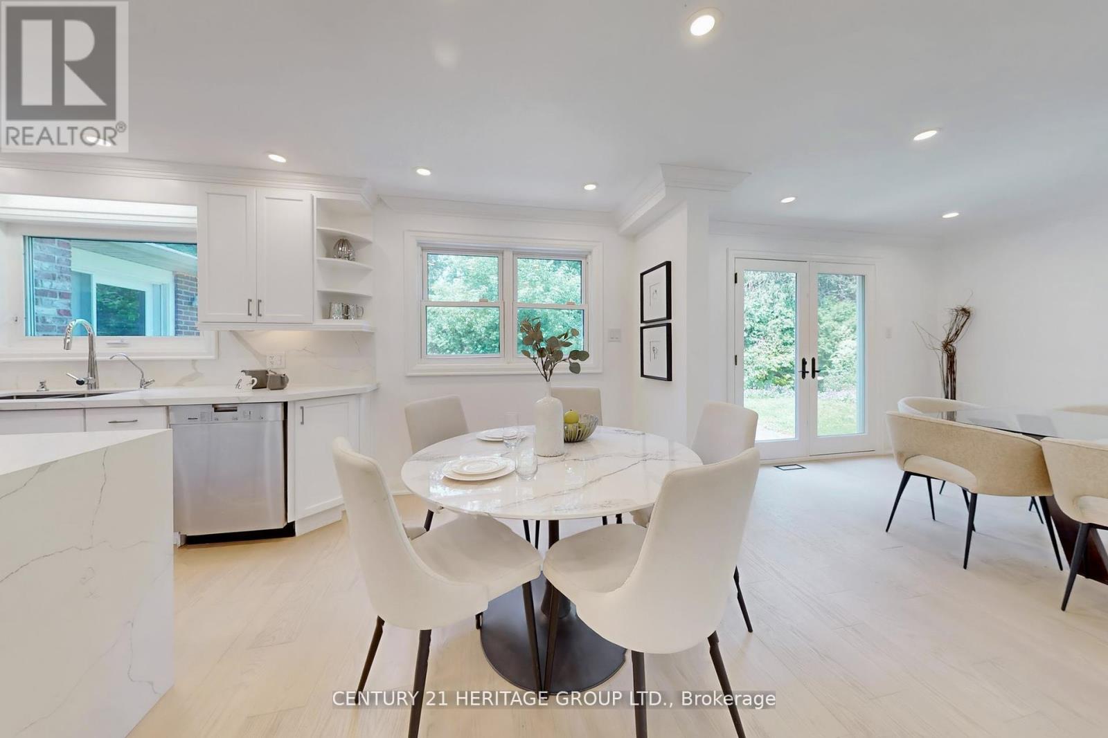 10 Cherry Blossom Lane, Markham, Ontario L3T 3B9 - Photo 13 - N12583924