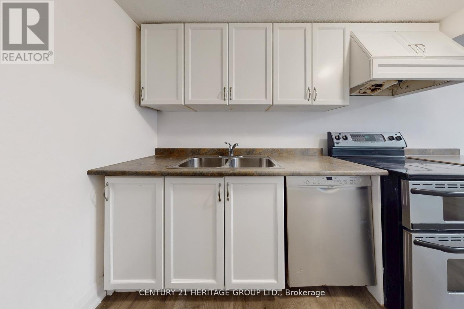 10 Cherry Blossom Lane, Markham, Ontario L3T 3B9 - Photo 33 - N12583924