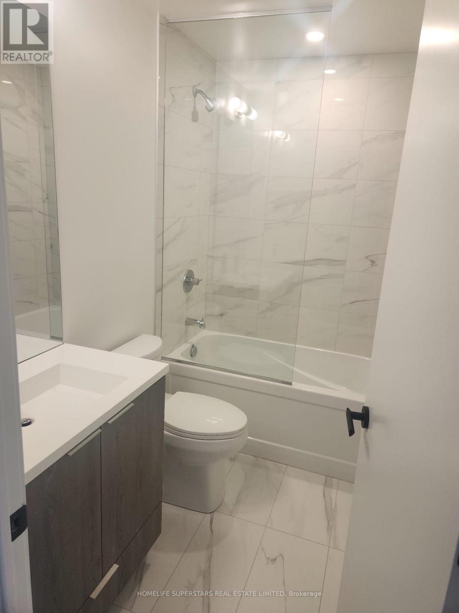 2802 - 8 Interchange Way, Vaughan, Ontario  L4K 5Z7 - Photo 16 - N12583928