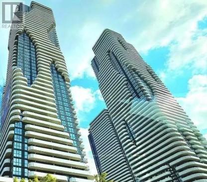 2802 - 8 Interchange Way, Vaughan, Ontario  L4K 5Z7 - Photo 2 - N12583928