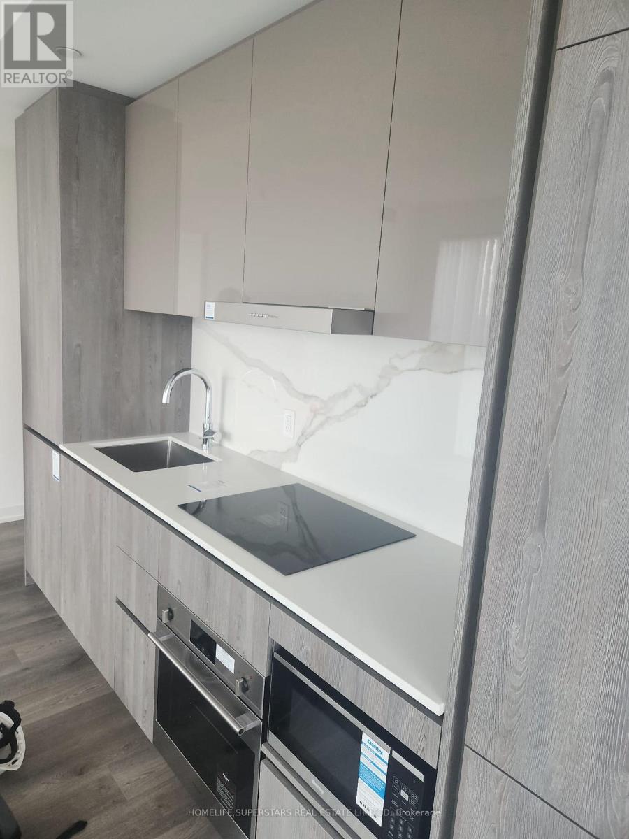 2802 - 8 Interchange Way, Vaughan, Ontario  L4K 5Z7 - Photo 9 - N12583928