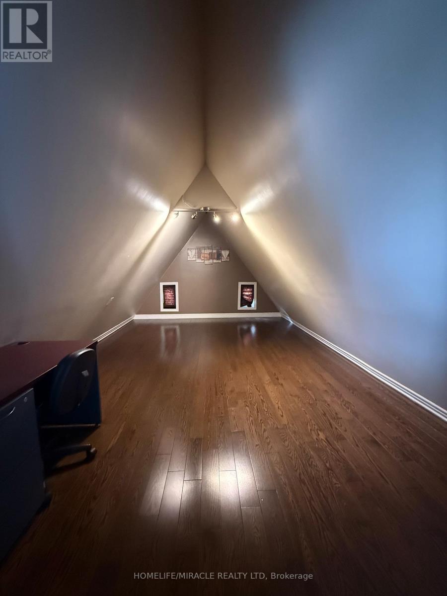 10 Yorkton Boulevard, Markham, Ontario L6C 0J9 - Photo 23 - N12583960