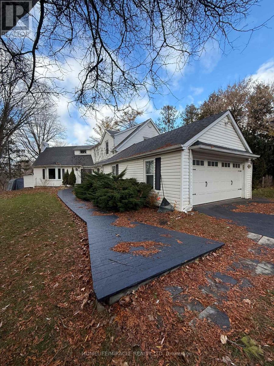 10 Yorkton Boulevard, Markham, Ontario L6C 0J9 - Photo 5 - N12583960