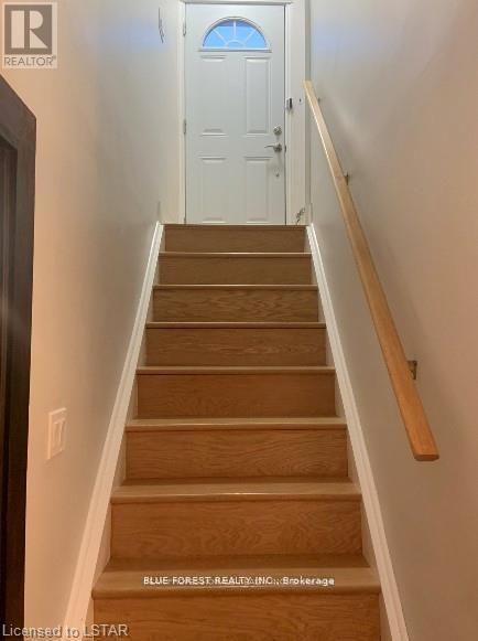 19 Constable Street, London North, Ontario  N6G 3N8 - Photo 3 - X12583986