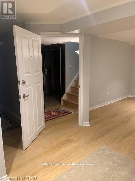 19 Constable Street, London North, Ontario  N6G 3N8 - Photo 4 - X12583986