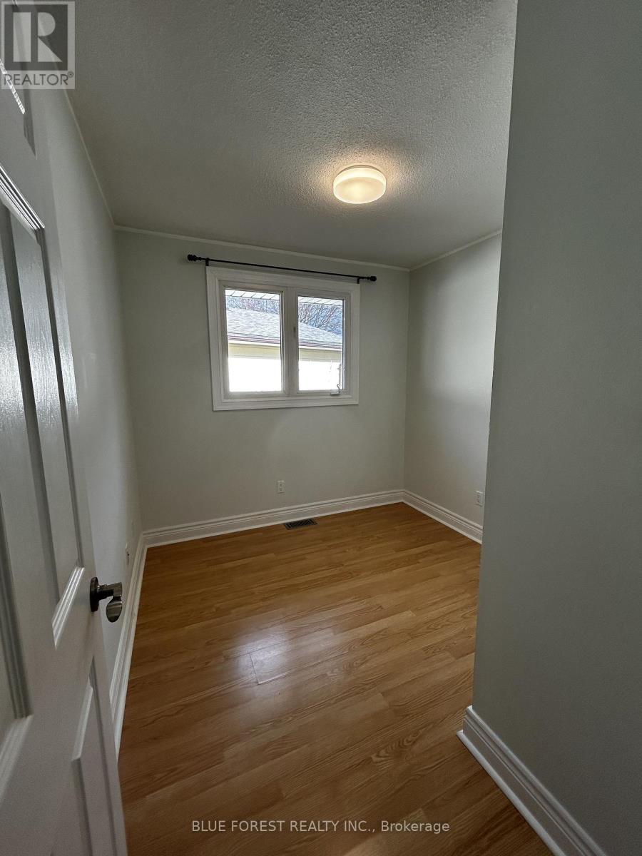 19 Constable Street, London North, Ontario  N6G 3N8 - Photo 13 - X12583988